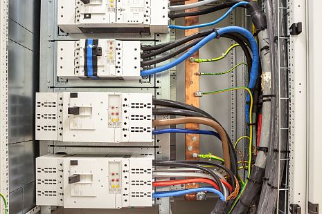 Выключатель-разъединитель ВР32-31А 70220-00 УХЛ3 НВА
